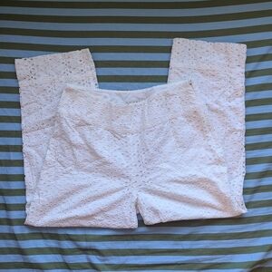 JohnPaulRichard Cream Eyelet Lace Capris